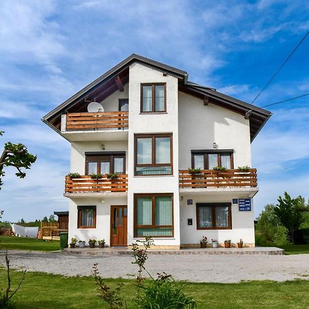 Отель House Turkalj Грабовац Экстерьер фото